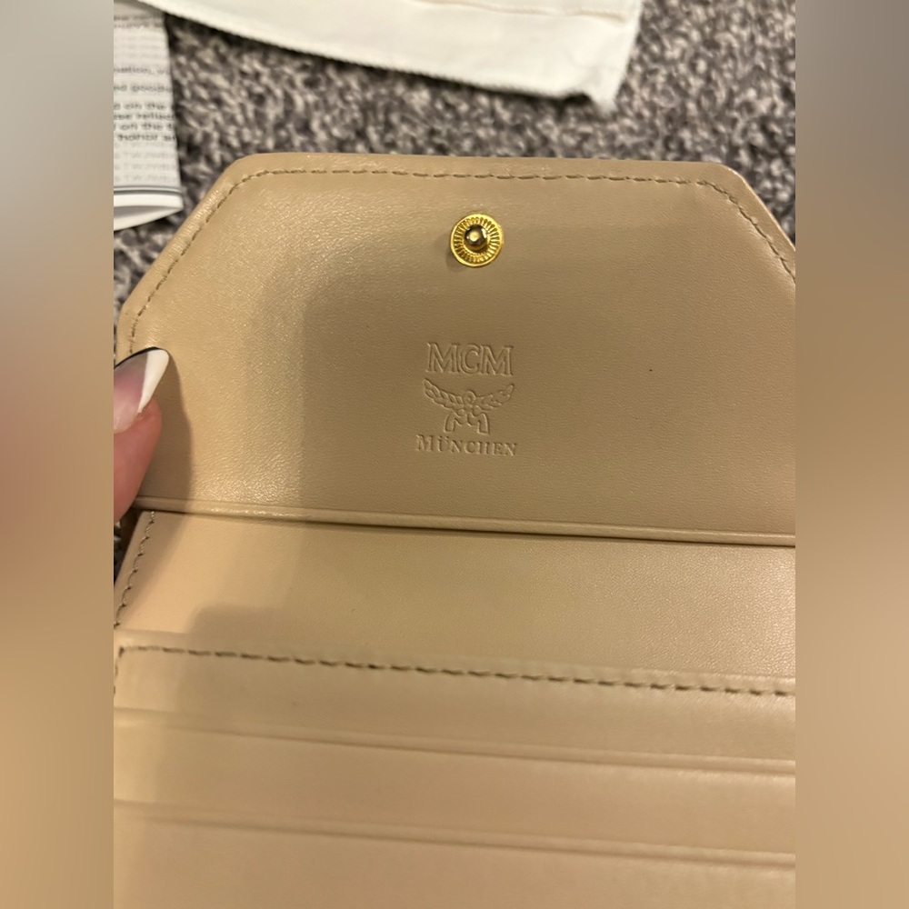 MCM Visetos Trifold Beige and blue Leather Wallet - Picture 13 of 14